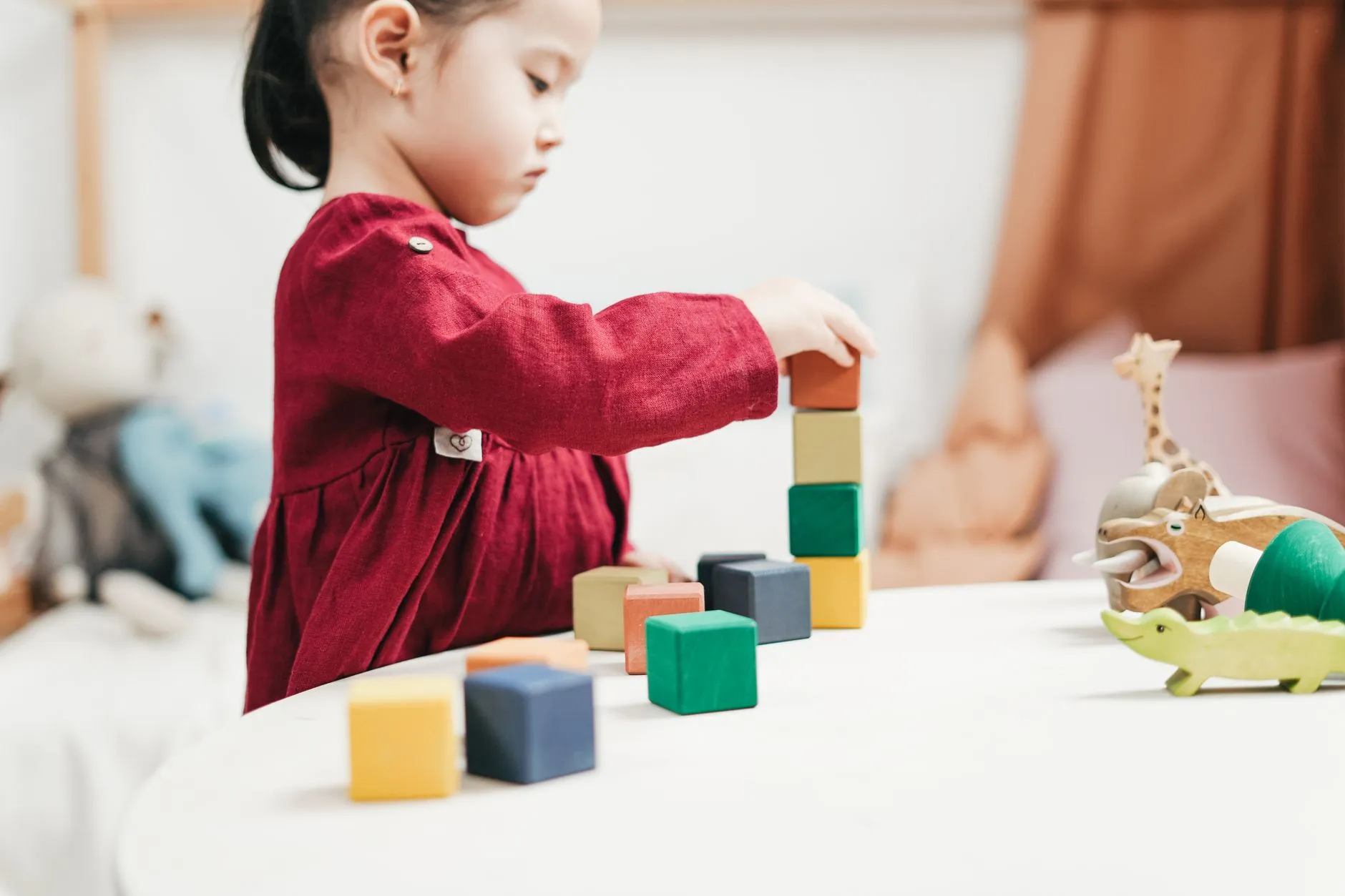 幼儿园早教益智玩具选型指南：积木与画板搭配方案正文配图 1